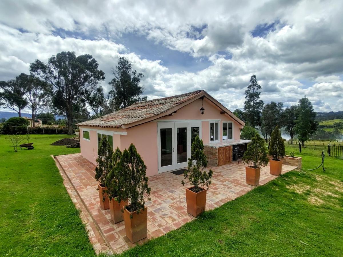 Bed and Breakfast Hacienda El Pinar Del Viento Вілья-де-Лейва Екстер'єр фото