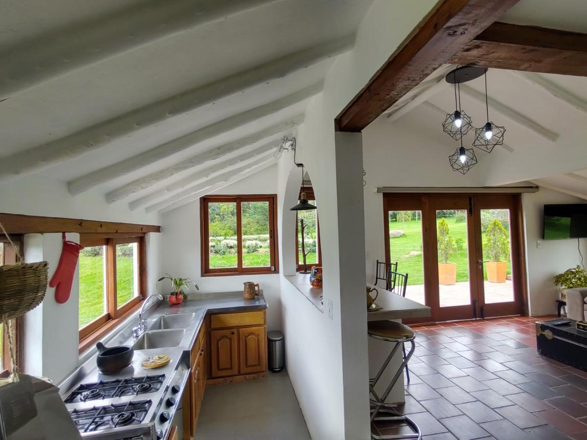Bed and Breakfast Hacienda El Pinar Del Viento Вілья-де-Лейва Екстер'єр фото