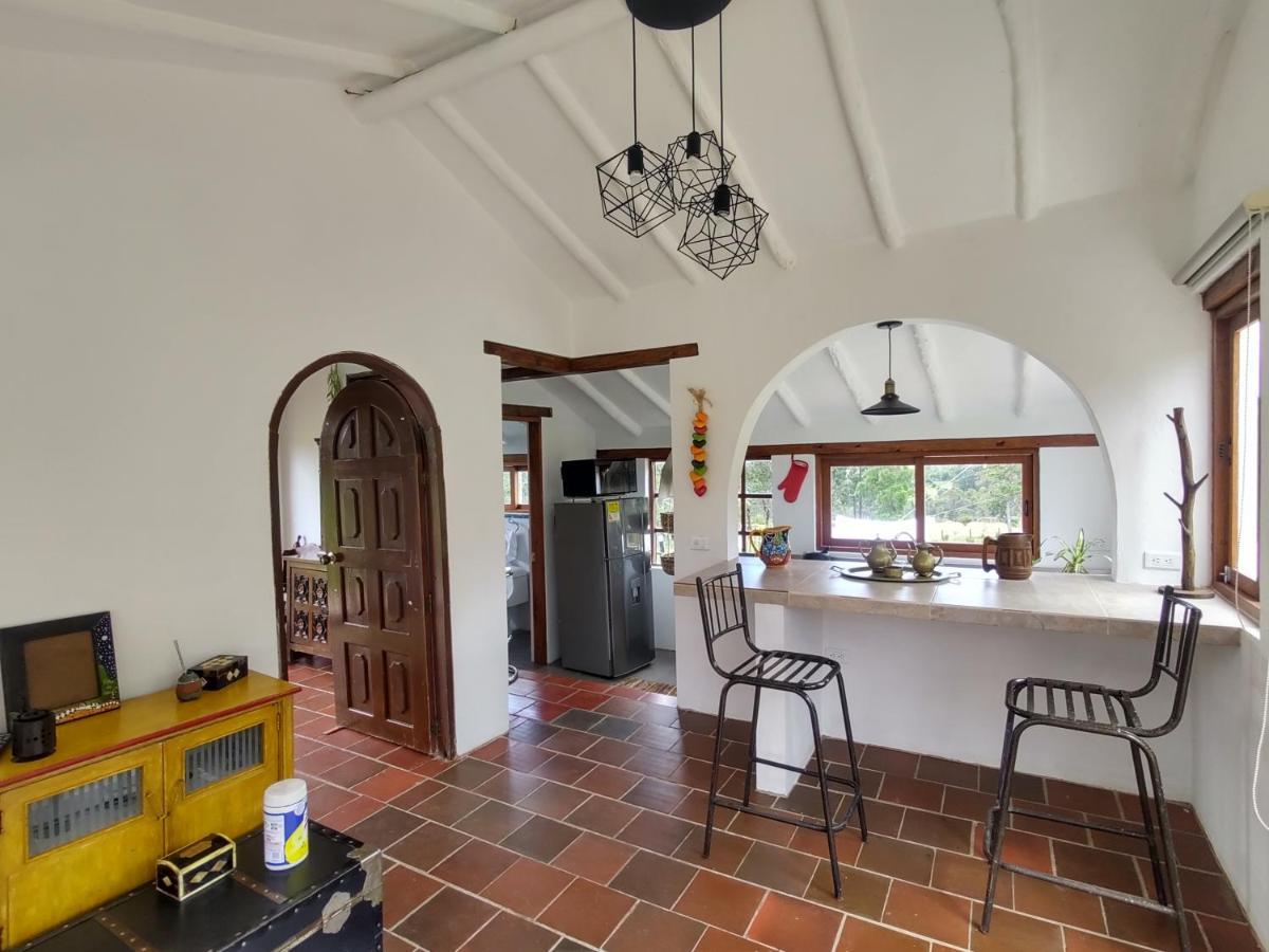 Bed and Breakfast Hacienda El Pinar Del Viento Вілья-де-Лейва Екстер'єр фото