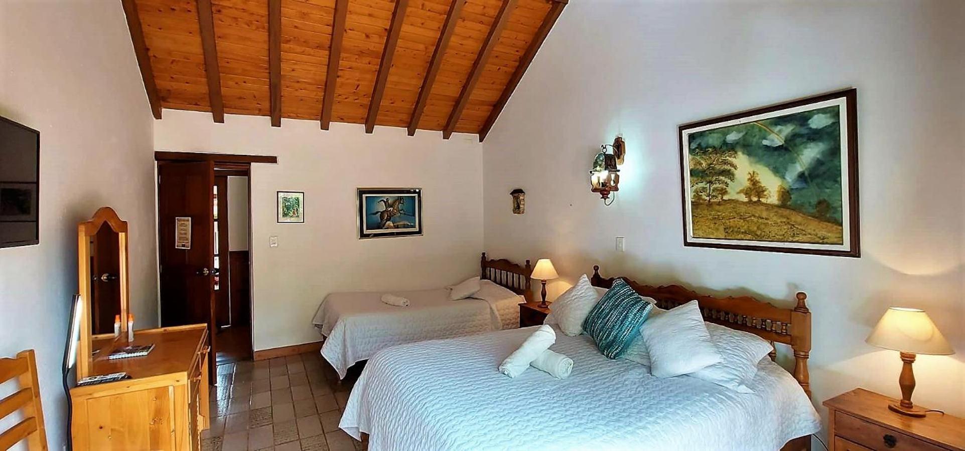 Bed and Breakfast Hacienda El Pinar Del Viento Вілья-де-Лейва Екстер'єр фото