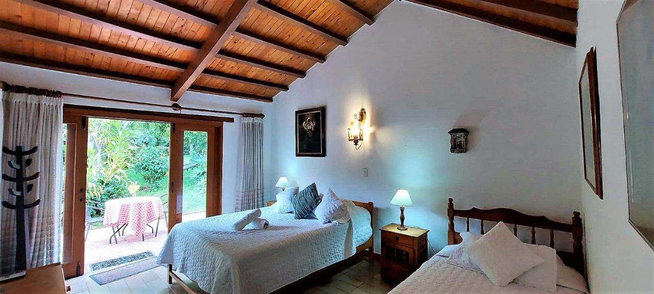 Bed and Breakfast Hacienda El Pinar Del Viento Вілья-де-Лейва Екстер'єр фото