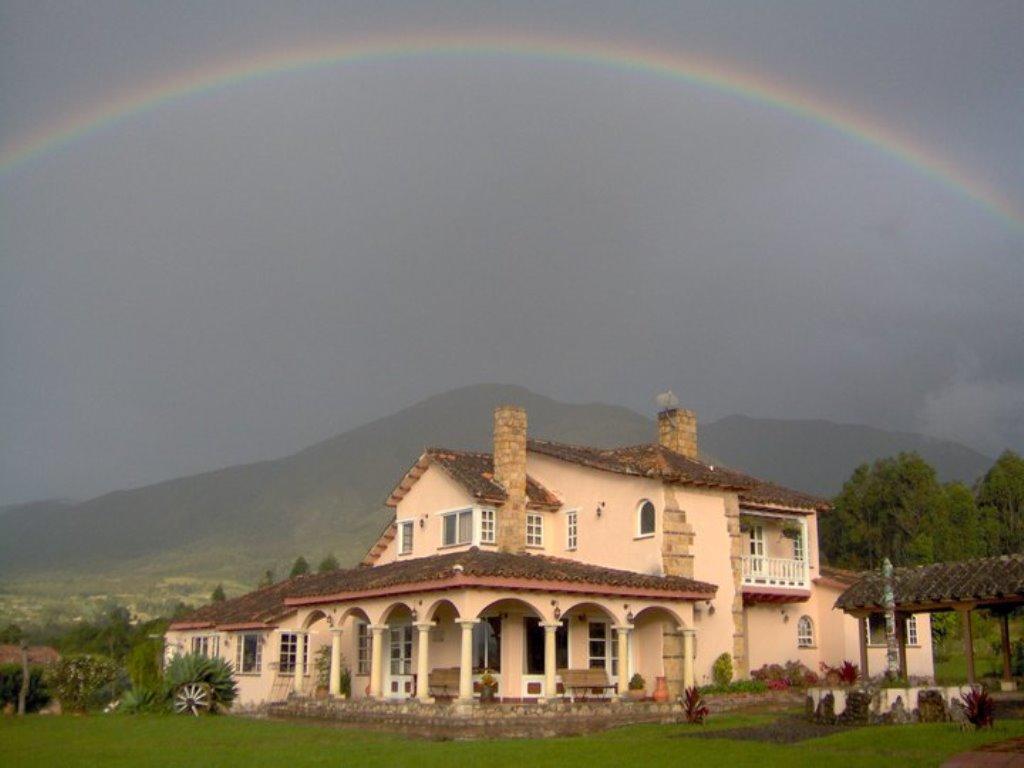 Bed and Breakfast Hacienda El Pinar Del Viento Вілья-де-Лейва Екстер'єр фото
